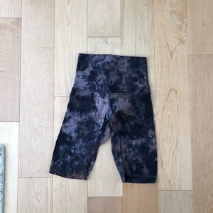 Lululemon biker shorts